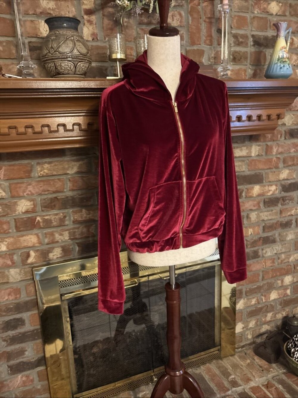 Fabletics Red Velvet Track Jacket Size Cropped